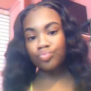 Meet your Posher, Catiana